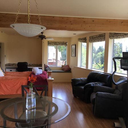 Kelli Creek Cottage - Reduced Price On Tours Juneau Exterior photo