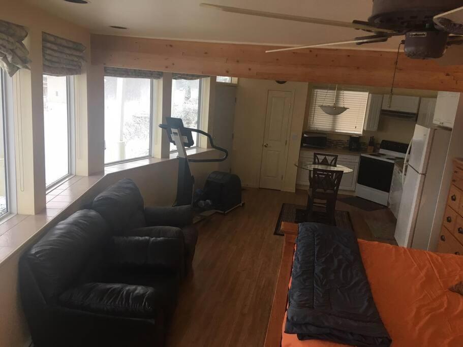 Kelli Creek Cottage - Reduced Price On Tours Juneau Room photo